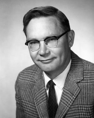 James Mc Donald, (May 7, 1920 – June 13, 1971) was an American physicist. He is best known for his research regardingUFOs. McDonald was senior physicist at the Institute for Atmospheric Physics and professor in the Department of Meteorology,University of Arizona, Tucson. Source : Wikipédia 